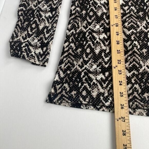 Mario Serrani Italy Top Womens Tan Black Leopard Print Long Sleeve Blouse Size M - Picture 8 of 14